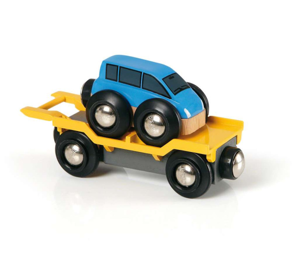 Auto-Transporter mit Rampe